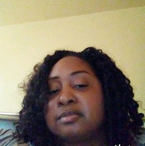 Meet your Posher, Pam